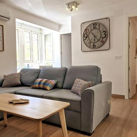 Moderno Apartamento Sevilla Zona Nervion. Wifi/Ac Εξωτερικό φωτογραφία
